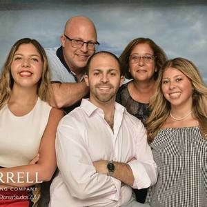 Meet your Posher, Lori